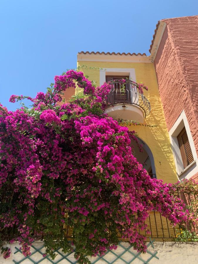 Residenza Il Melograno Villa Budoni Eksteriør billede