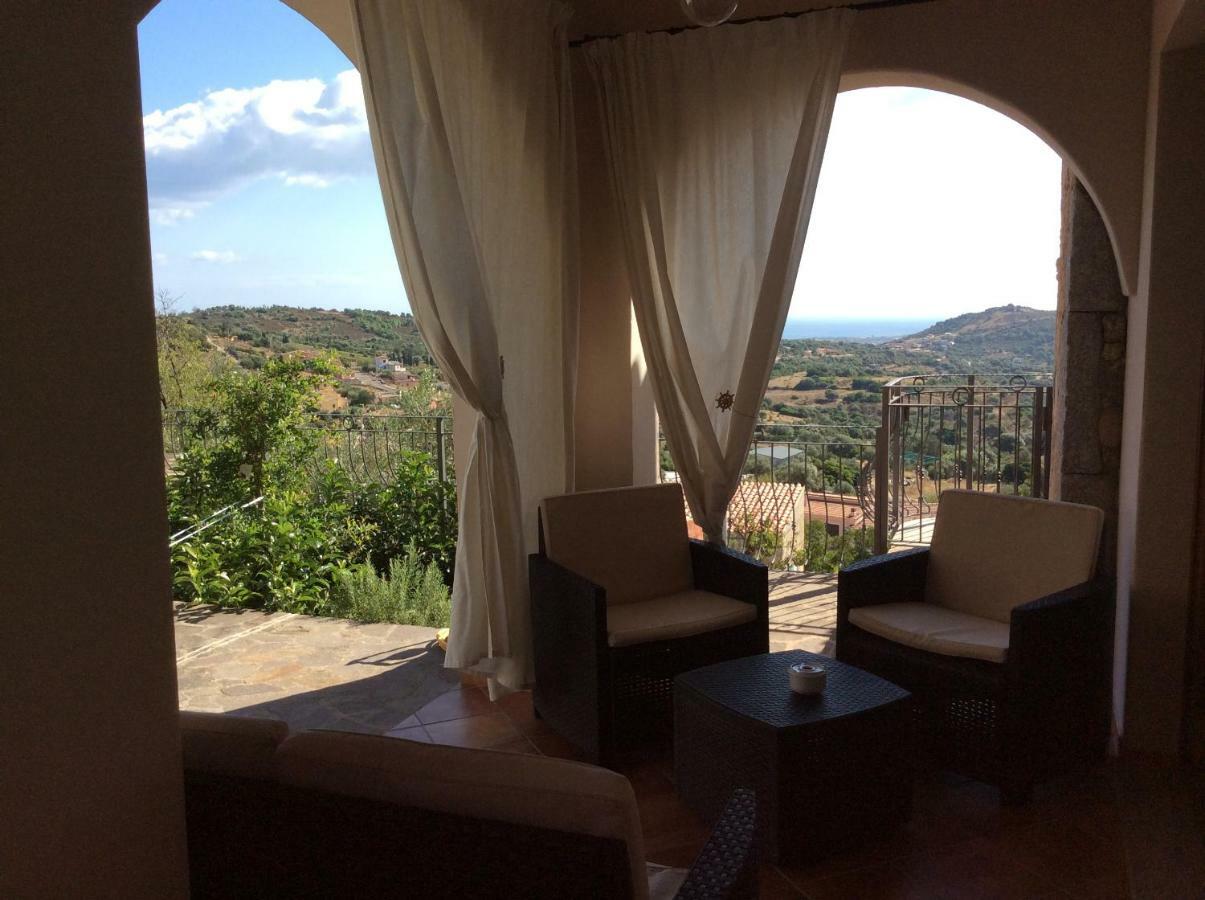 Residenza Il Melograno Villa Budoni Eksteriør billede